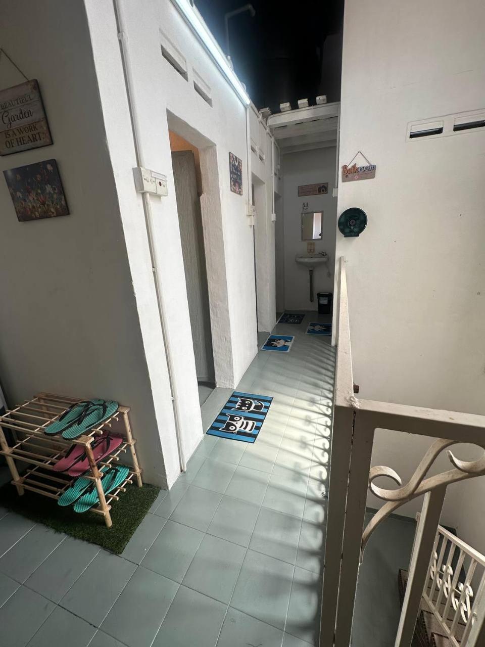 Spot On 90898 Kasturi Alley Guest House & Cat Hotel Малакка Экстерьер фото